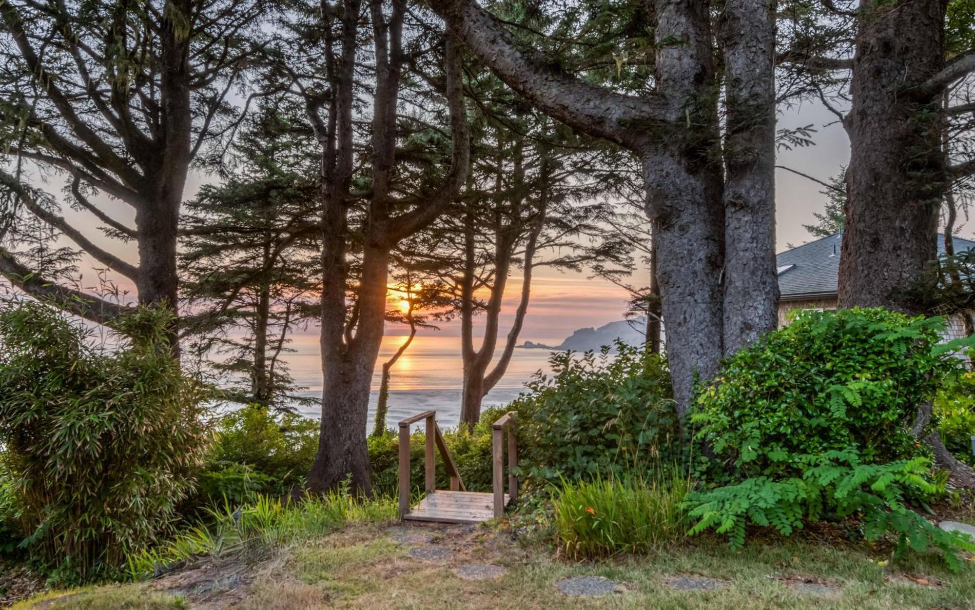 Agate Beach Oceanfront Lodge Newport Exterior photo